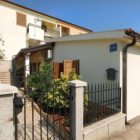 Apartment Sonja 2055